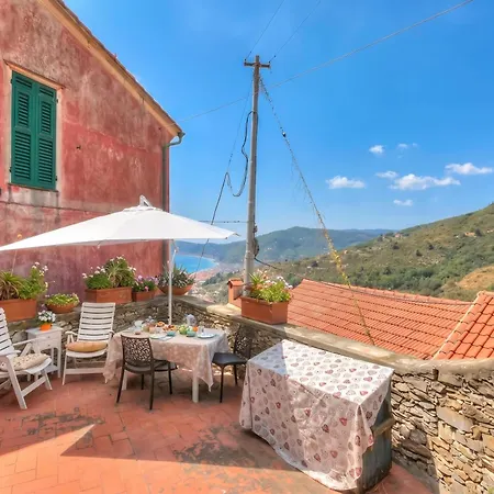 La Stalletta Relax - Sea Views, Private Terrace And Parking - Happy Rentals Apartment Alassio