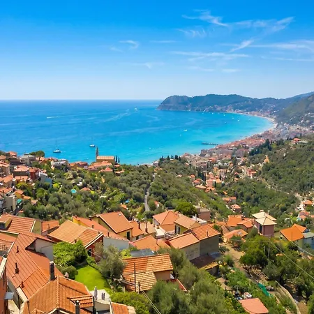 Apartment La Stalletta Relax - Sea Views, Private Terrace And Parking - Happy Rentals Alassio
